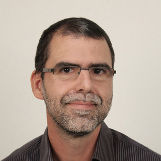 La lévitation en douleur chronique: pourquoi ? Comment ? Dr Arnaud BOUZINAC La lévitation en douleur chronique: pourquoi ? Comment ? Dr Arnaud BOUZINAC