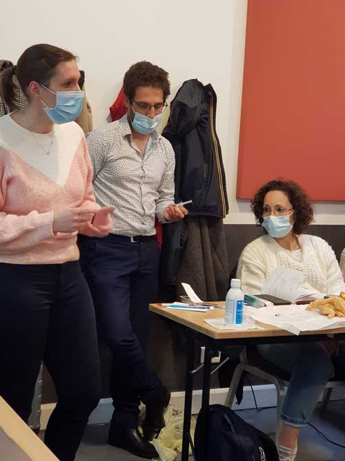 Marjorie SCHWARTZ, Dr Jimmy GROSS et Valérie TOUATI-GROSS: Formation Hypnose et Douleur Marjorie SCHWARTZ, Dr Jimmy GROSS et Valérie TOUATI-GROSS: Formation Hypnose et Douleur