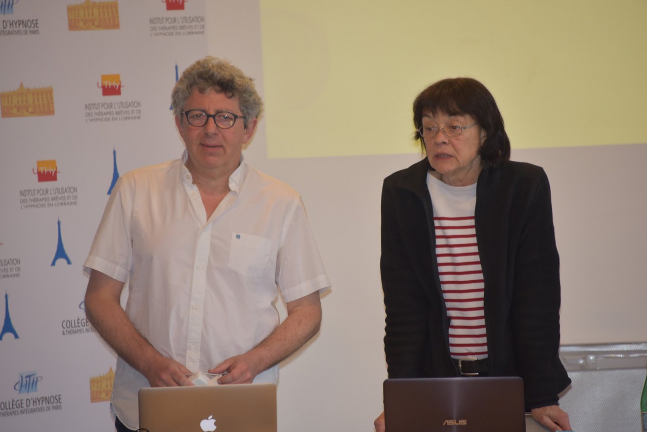 Laurent GROSS, Dr Chantal WOOD en formation en hypnose médicale à Paris au CHTIP. Formation Hypnose et Douleur Laurent GROSS, Dr Chantal WOOD en formation en hypnose médicale à Paris au CHTIP. Formation Hypnose et Douleur